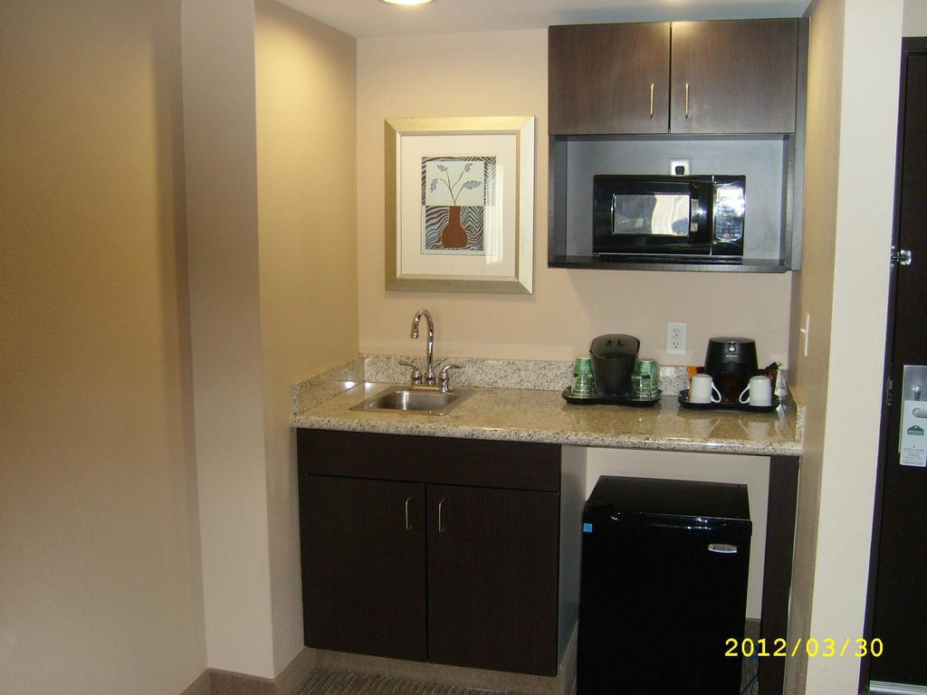 Best Western Plus Las Vegas South Henderson Εξωτερικό φωτογραφία